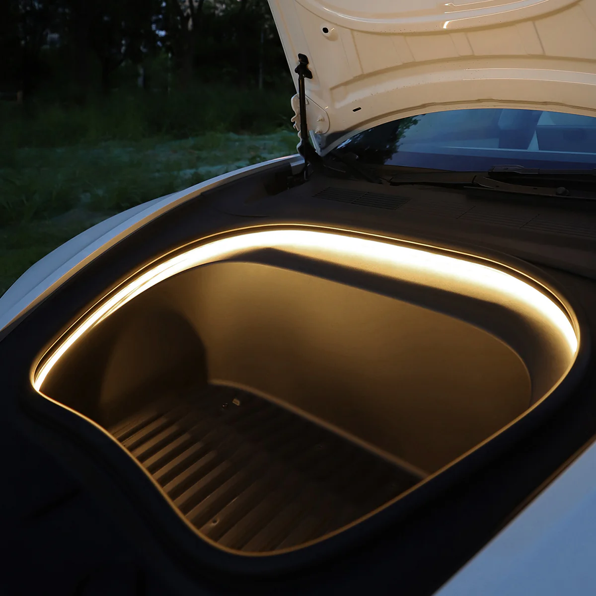 Frunk LED Strip for Model 3 - Image 4