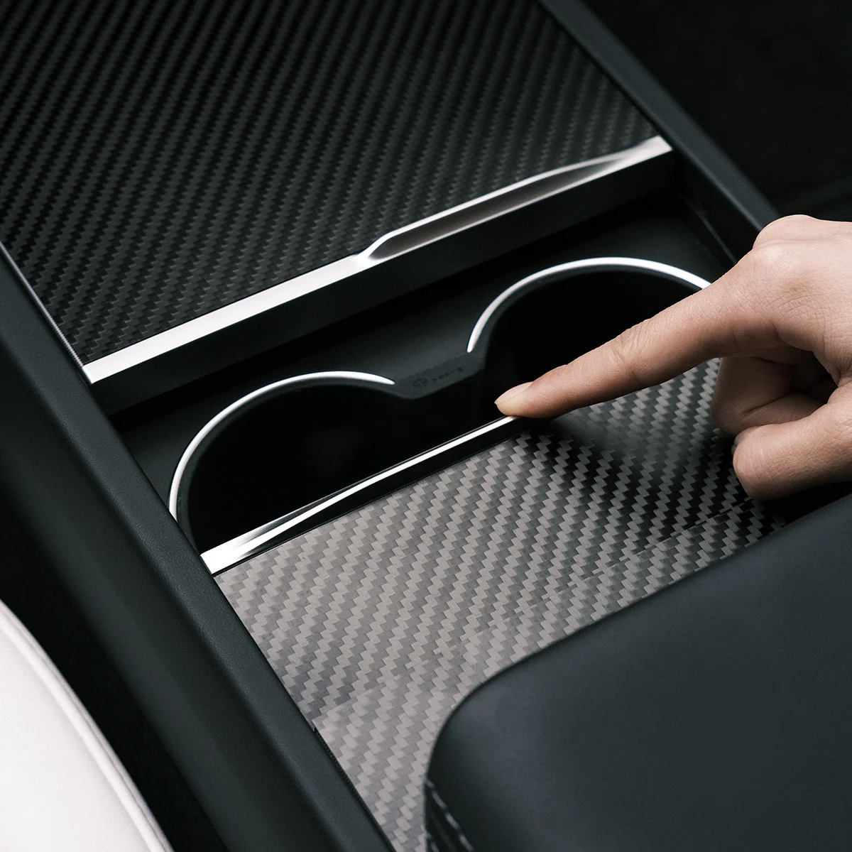 Real Carbon Fiber Console Cover for Model 3 - Image 6