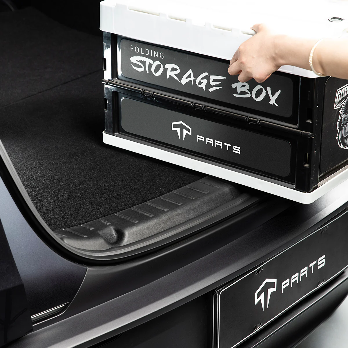 Tailgate Threshold Cover for Model Y - Image 4