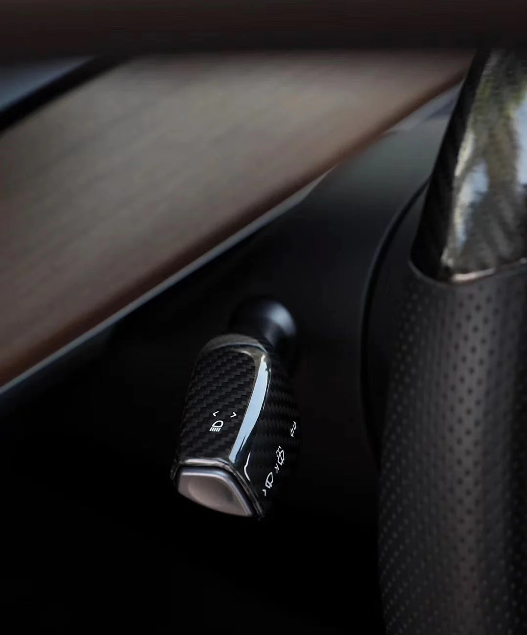 Real Carbon Fiber Stalk Cover for Model 3/Y - Image 10