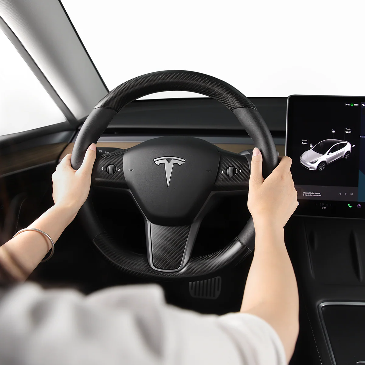 Real Carbon Fiber Steering Wheel Cover for Model 3/Y - Image 3