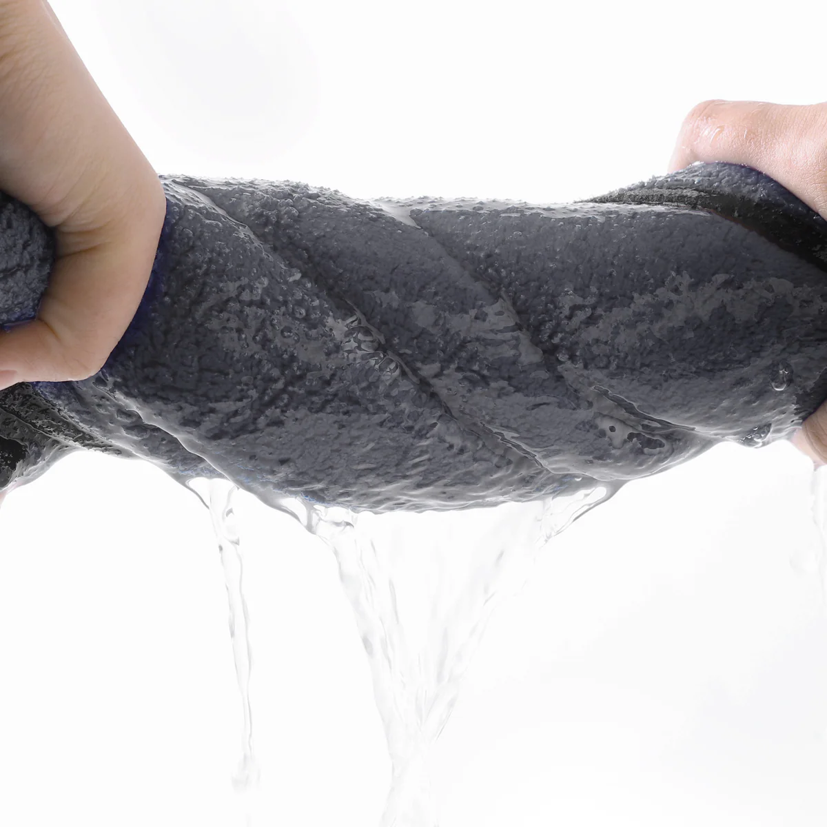 Ultra Soft Thick Car Wash Towel - Image 4